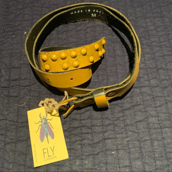 Fly London Susie Mustard Crackle Belt - Picture 2 of 5